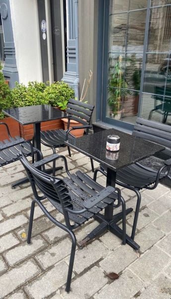 Antalya Kollu Metal Sandalye