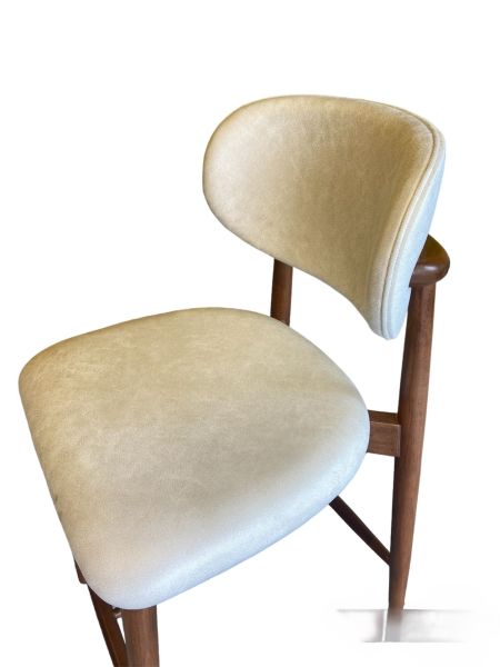 Polo Döşemeli Bar Sandalyesi